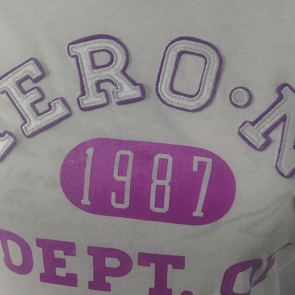 Aeropostale White Crew Neck Cap Sleeve Top with Purple/Silver lettering M - Picture 2 of 9